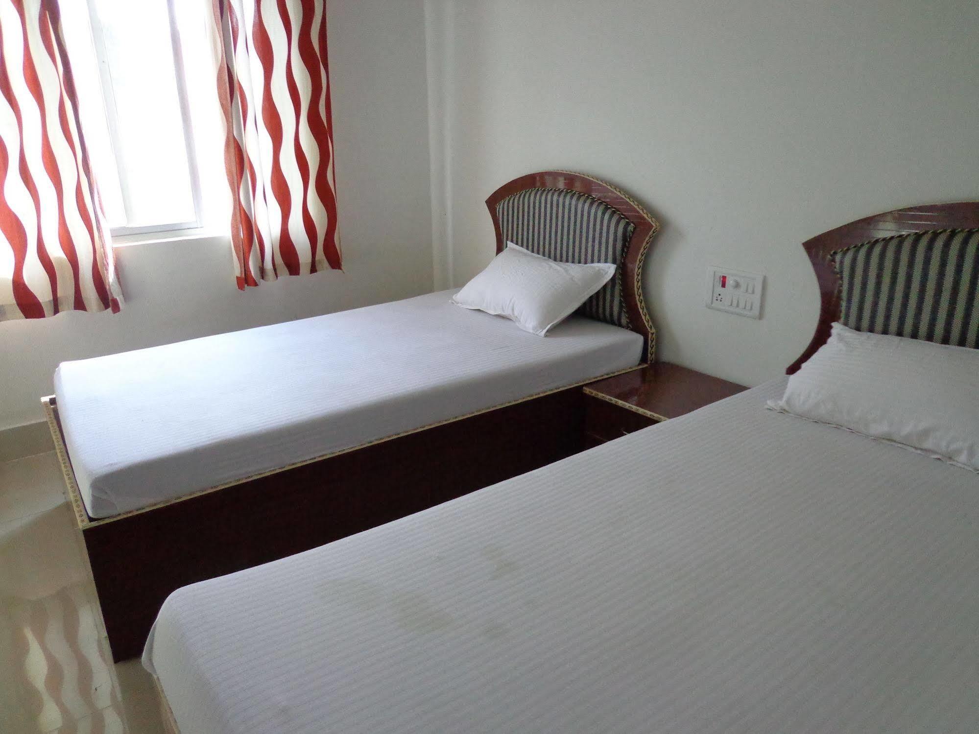 Swagat Guest House Bodh Gaya Exterior photo